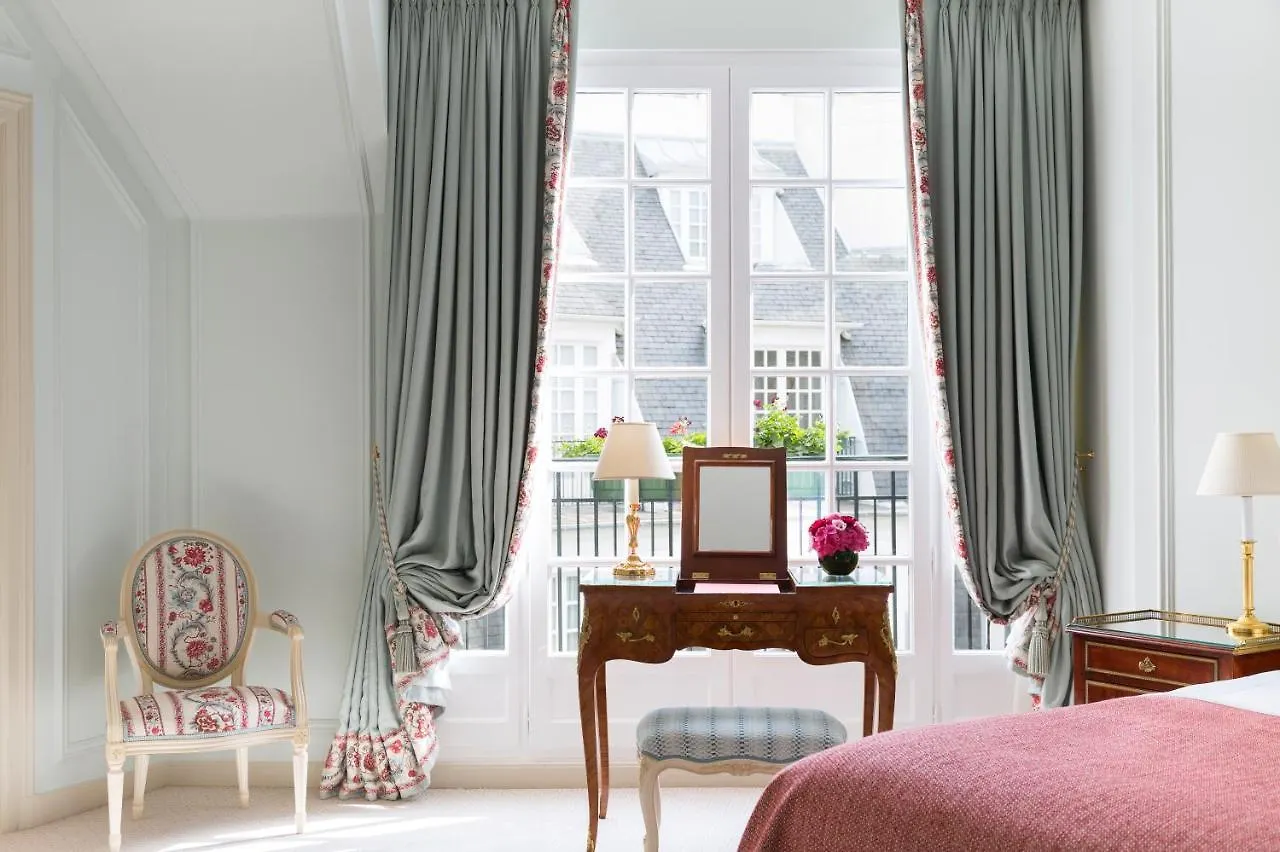 Le Bristol - An Oetker Collection Hotell 5*
